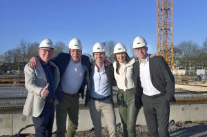 V.l.n.r. Onze NBU directie: Jan Voesenek, Floor Verdoorn, Thijs Voesenek, Séverine Blok en Roel Hommel